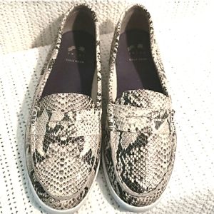 COLE HAAN Loafer 1928 Leather Snake Print
